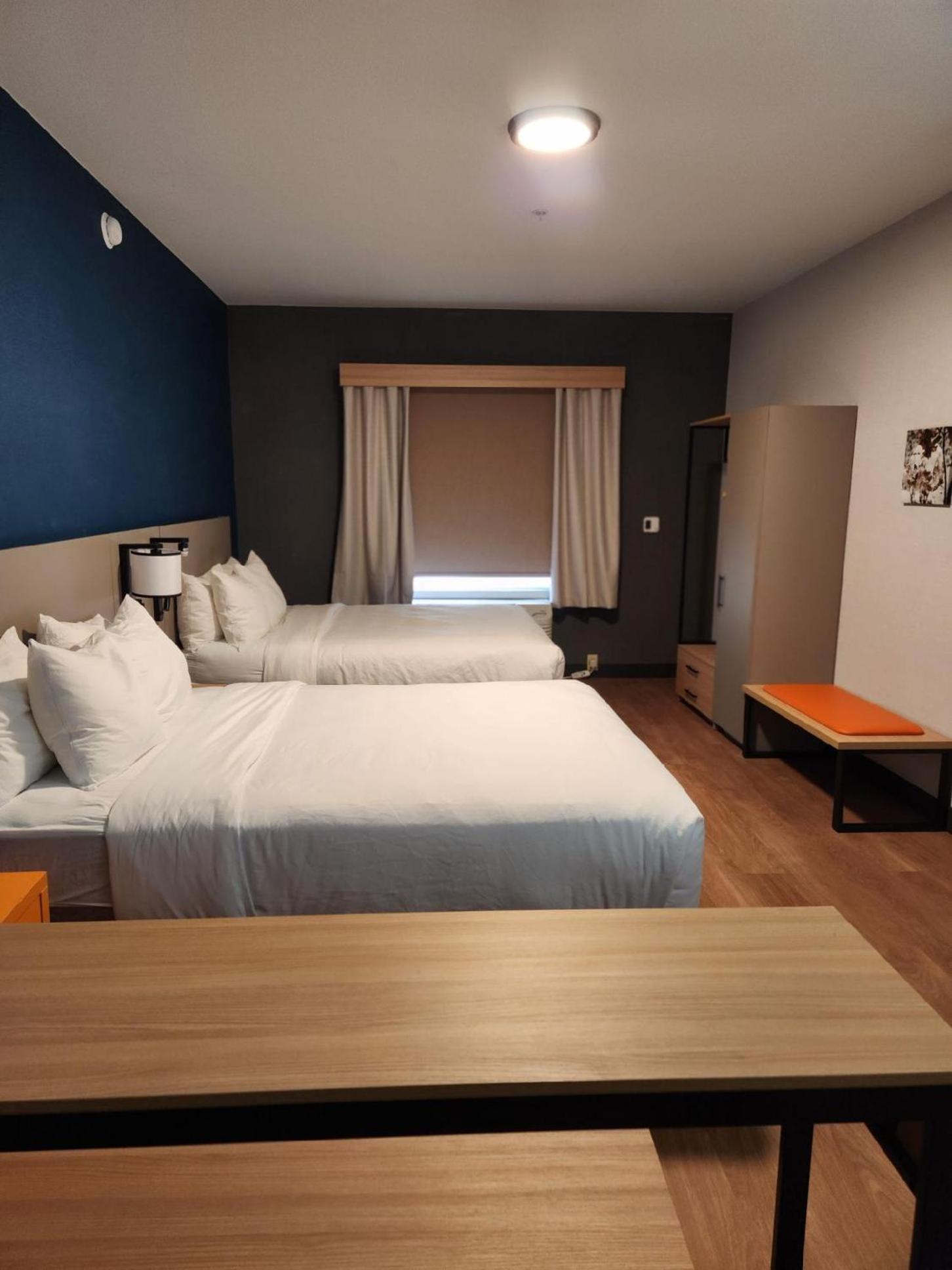 Comfort Suites ไชแอนน์ ภายนอก รูปภาพ