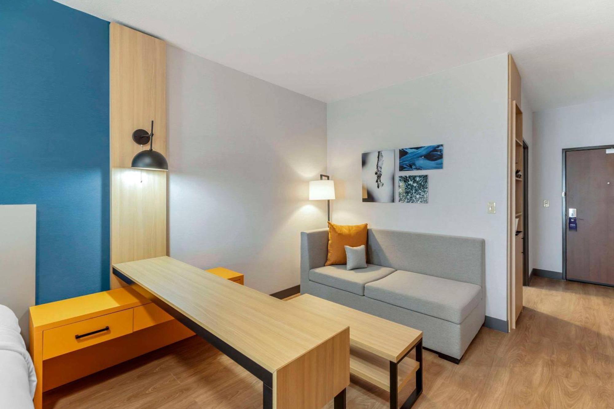 Comfort Suites ไชแอนน์ ภายนอก รูปภาพ